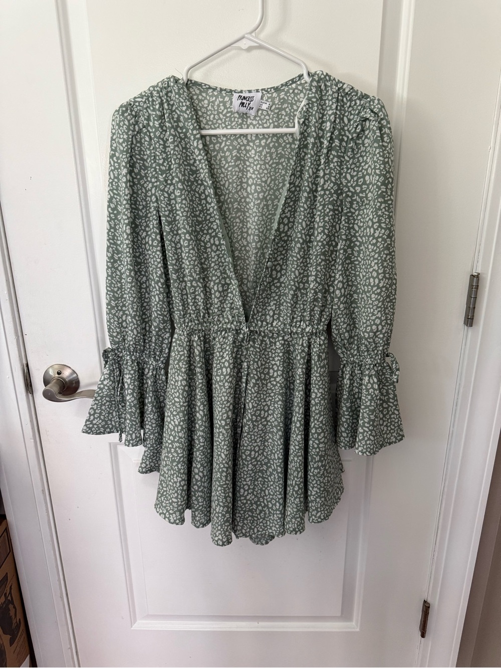 Princess Polly Sage Green and White Floral Mini Dress - Women's Size 0